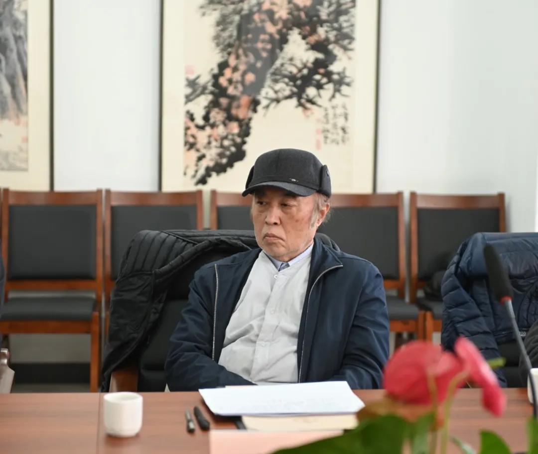 中国国家画院美术理论专业委员会研究员王镛发言