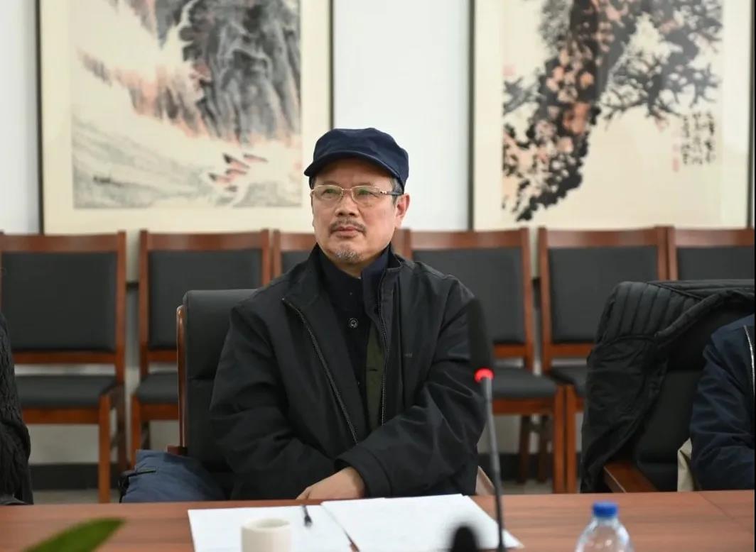 中国国家画院院委、中国艺术研究院中国画院院长、中国美术家协会中国画艺术委员会主任田黎明发言