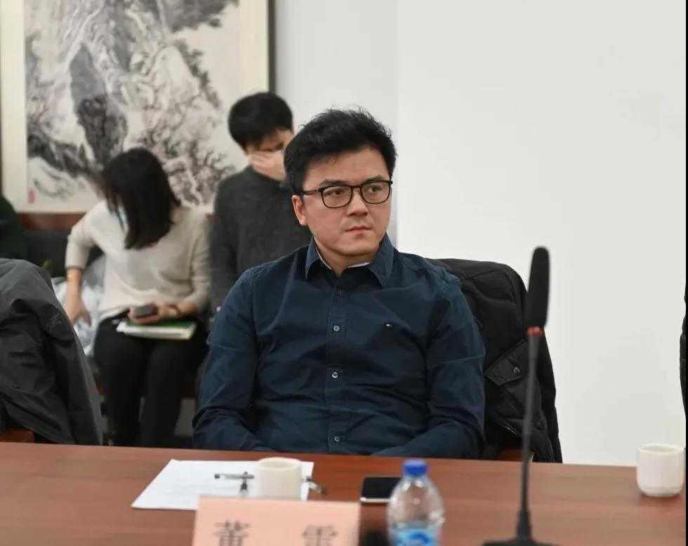中国国家画院创研规划处处长董雷发言