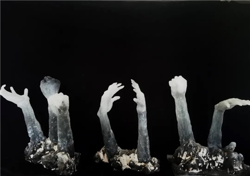 刘立宇  独树镇战役  玻璃铸造  120cm×40cm×65cm