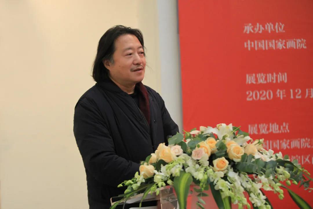 中国国家画院副院长纪连彬主持开幕式