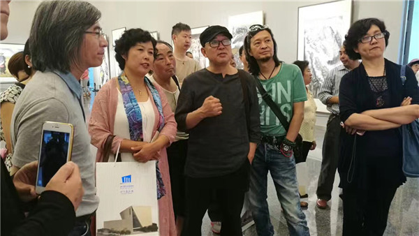 中国国家画院研究员与四川艺术家交流创作心得